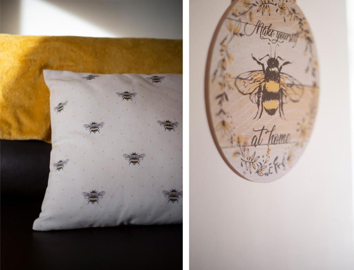The Beehive Studio Apartment York Exterior foto